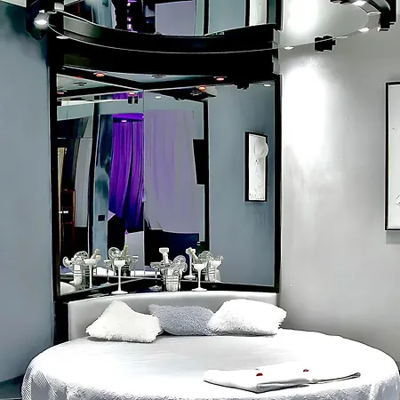 Luxury With And Free Parking Feriehus *