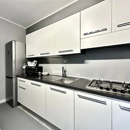 Luxury With And Free Parking *